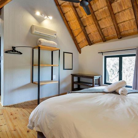 フッドスプルイト The Bush Houseヴィラ エクステリア 写真