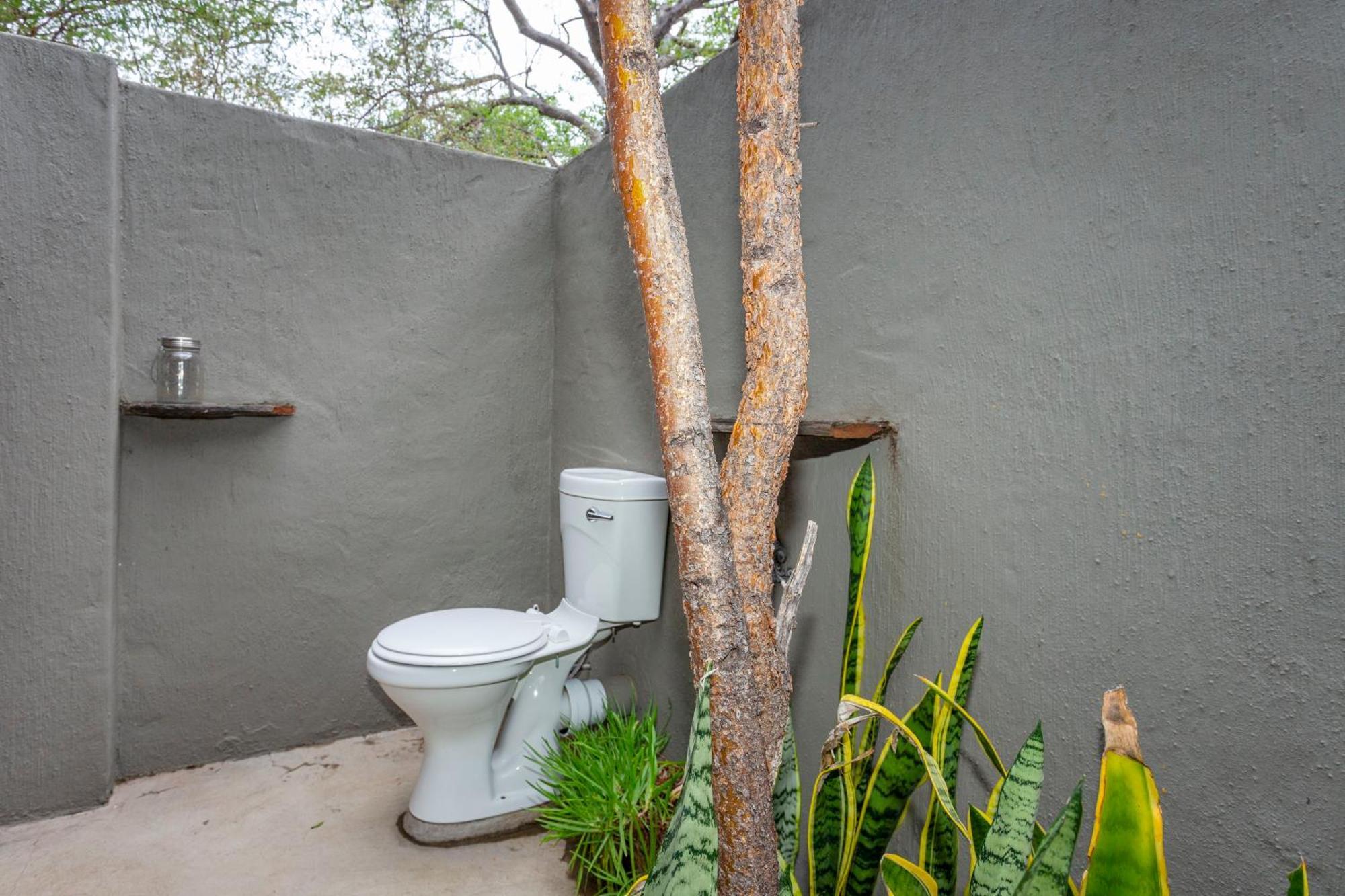 フッドスプルイト The Bush Houseヴィラ エクステリア 写真